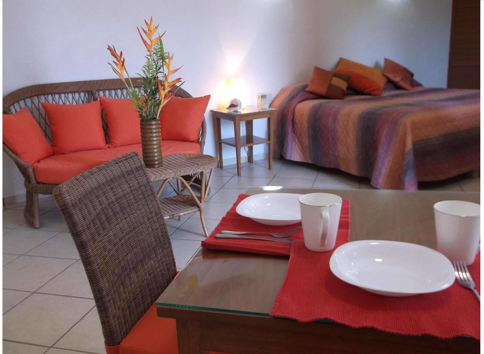 Casa Misifus Hotel บารา เดอ นาวีดัด ภายนอก รูปภาพ